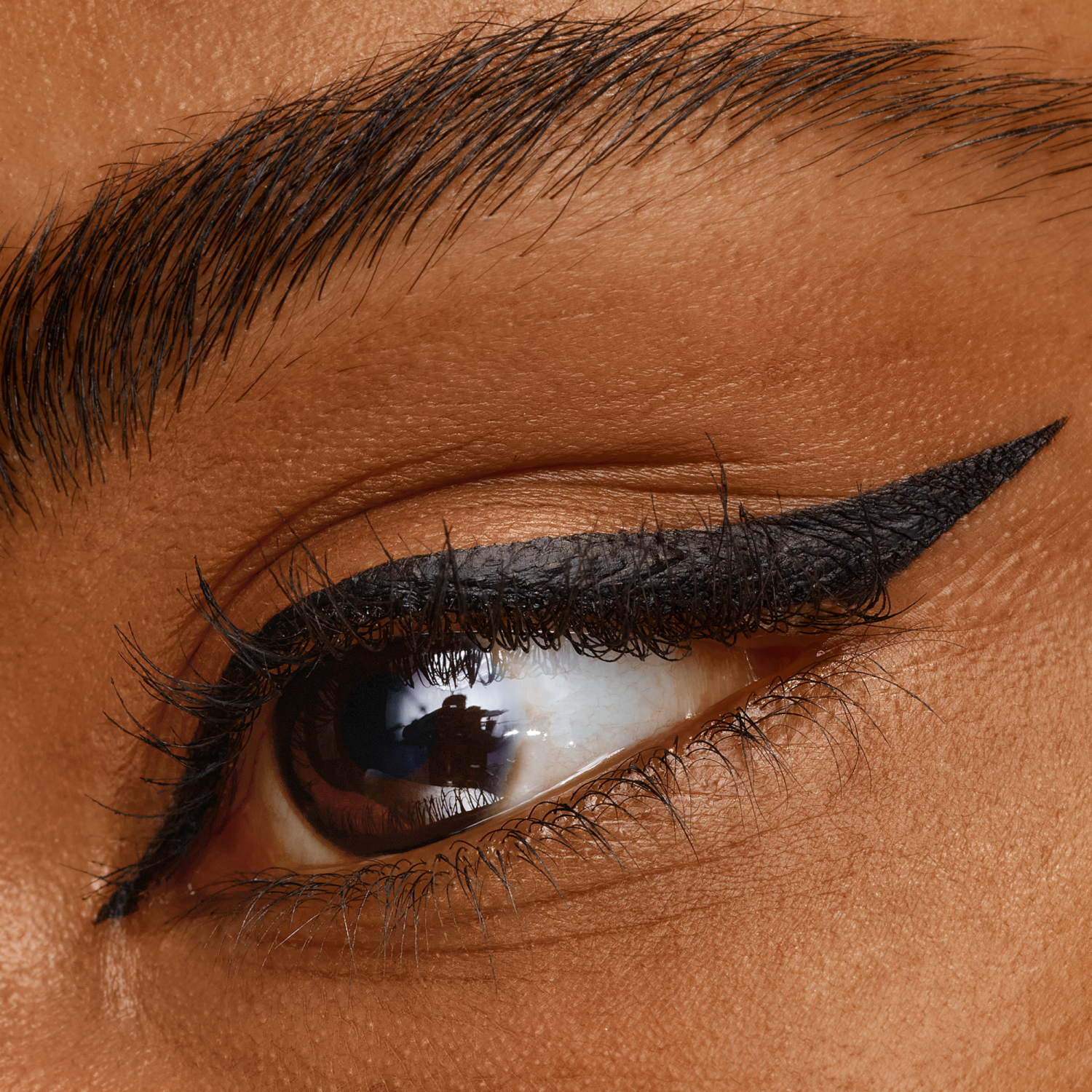 Delineador De Ojos Líquido 24H Brush Liner Waterproof CATRICE 3 Ml