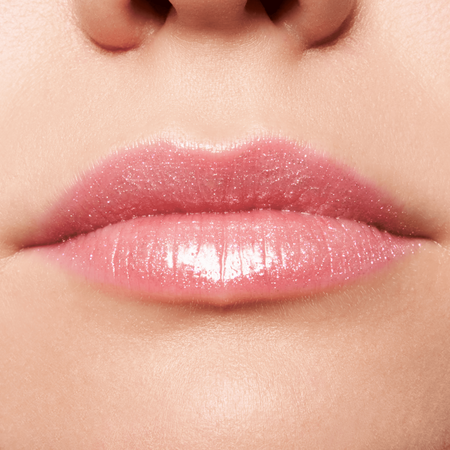 Brillo Labial Meta Glow Multi-Reflective ESSENCE